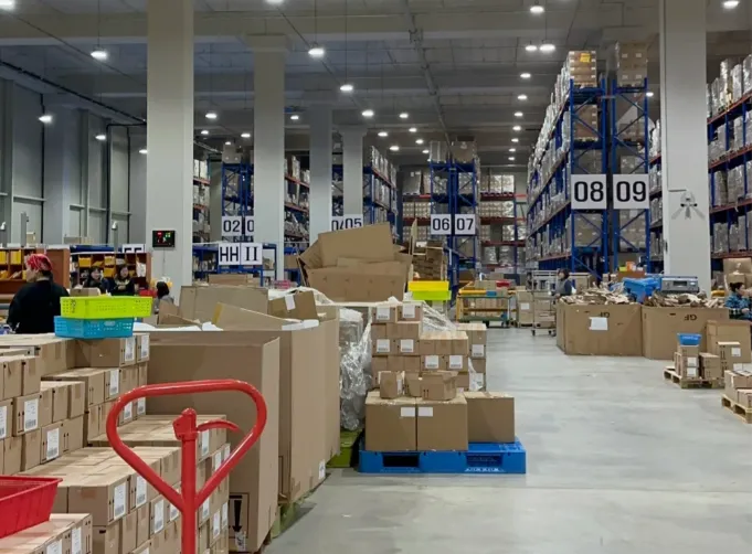 Inkoopgids 2025: Soorten inkoop, processtappen en belangrijke strategieën voor kosten- en leveranciersbeheer